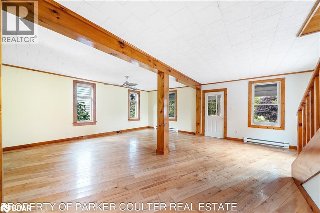 Photo 18 of 575 High St, Mactier ON