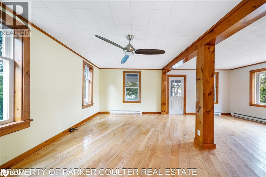 Photo 33 of 575 High St, Mactier ON