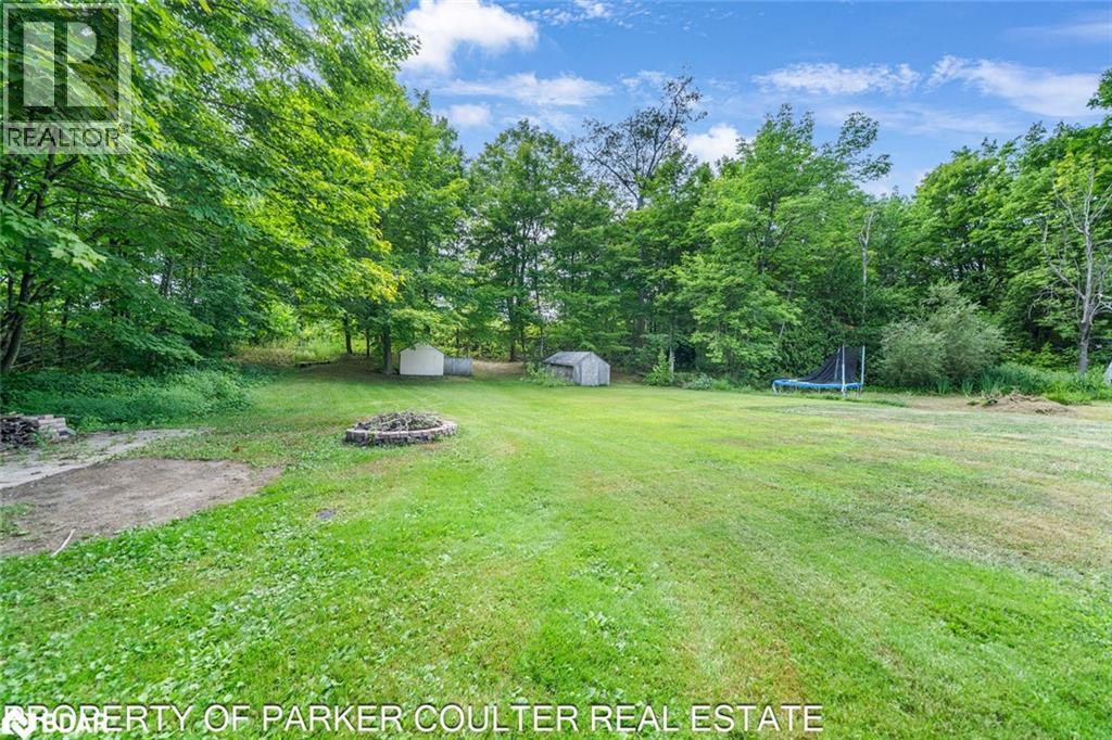Photo 19 of 575 High St, Mactier ON