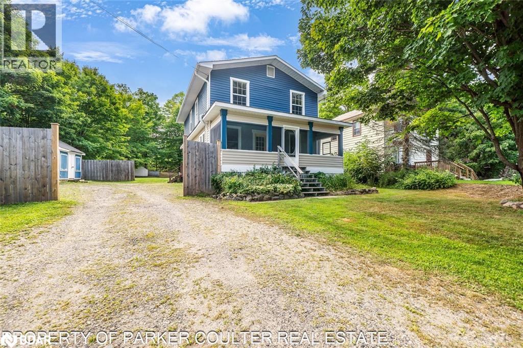 Photo 10 of 575 High St, Mactier ON