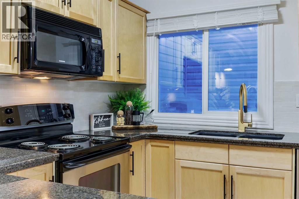 Single Family House for Sale in   Glamis Green SW Glamorgan Calgary 