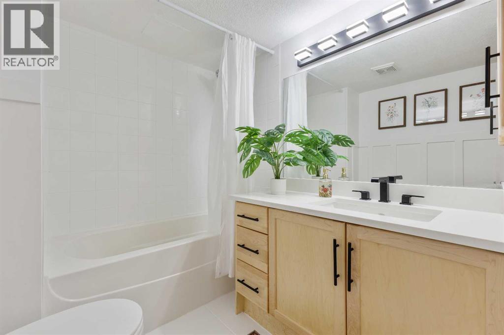 Single Family House for Sale in   Glamis Green SW Glamorgan Calgary 