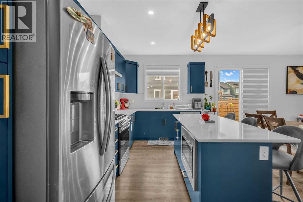 Photo 14 of 271 Carringham Road Nw, Calgary AB