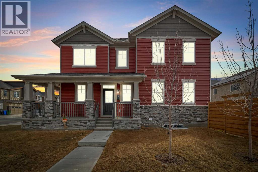Photo 23 of 271 Carringham Road Nw, Calgary AB