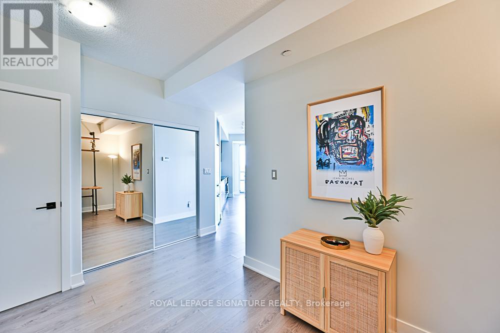 Photo 33 of 825 99 The Donway W, Toronto ON
