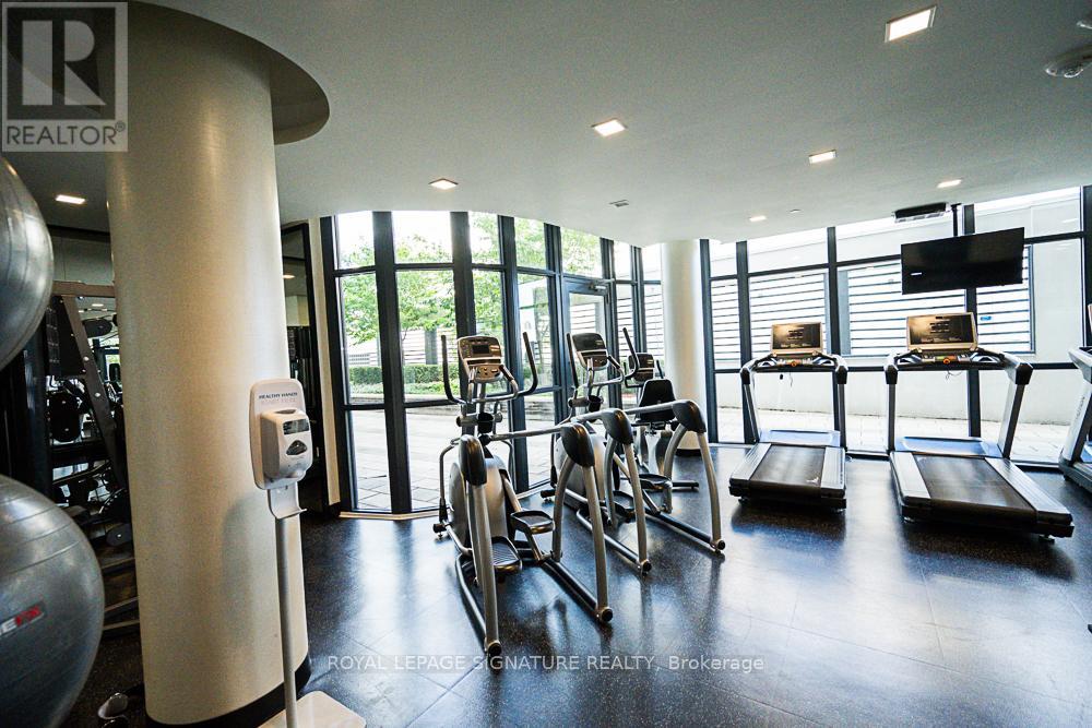 Photo 35 of 825 99 The Donway W, Toronto ON