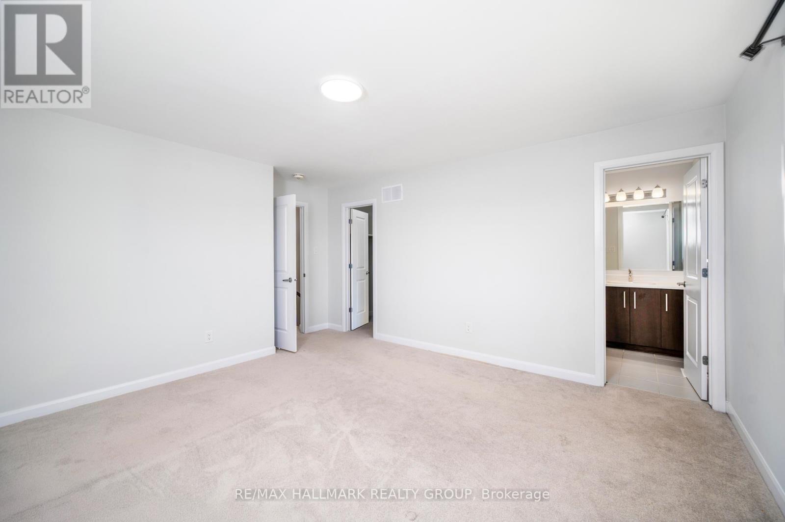 Photo 15 of 315 Blossom Pass Terrace, Ottawa ON