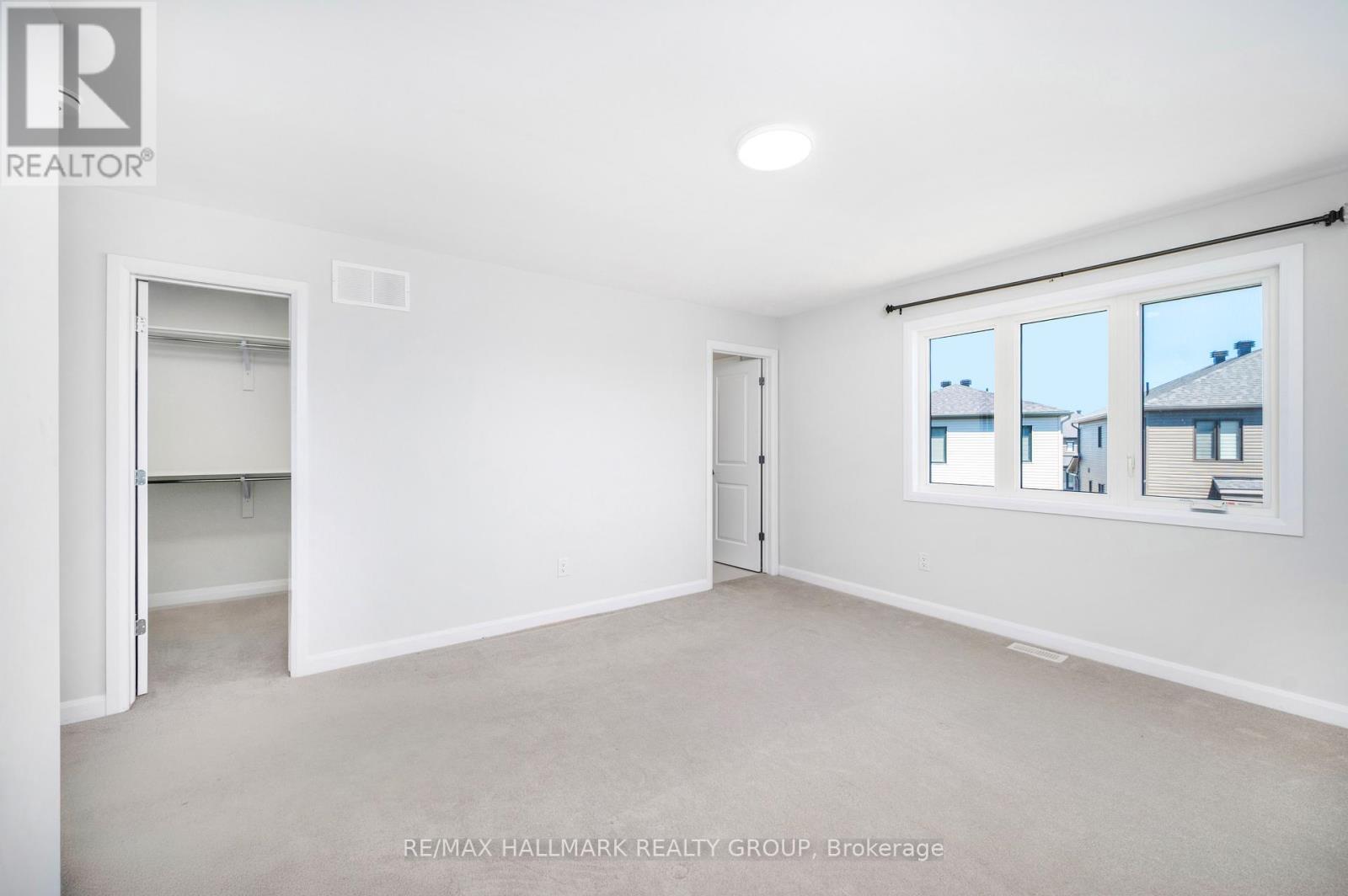 Photo 17 of 315 Blossom Pass Terrace, Ottawa ON
