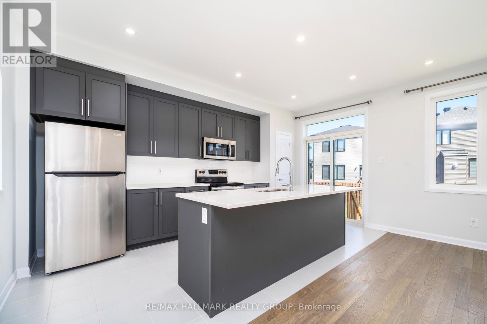 Photo 7 of 315 Blossom Pass Terrace, Ottawa ON