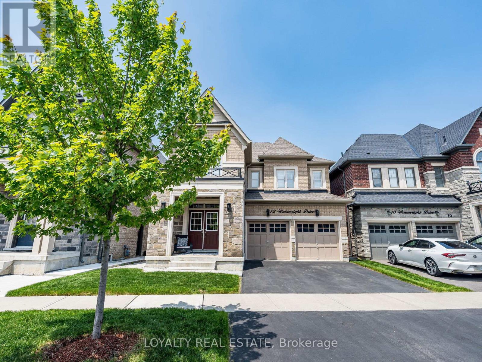 Photo 1 of 12 Wainwright Drive, Brampton ON