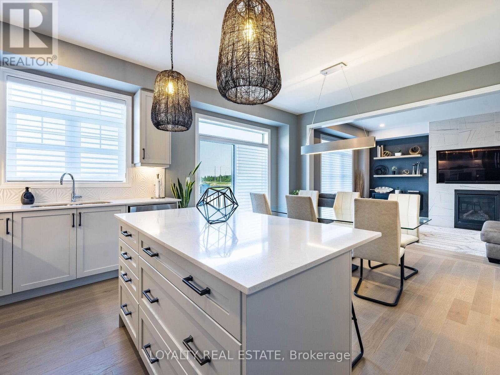Photo 6 of 12 Wainwright Drive, Brampton ON