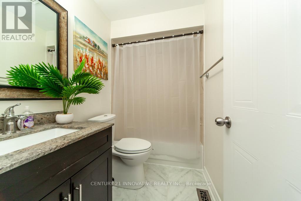 Photo 29 of 25 Morningdew Crescent, Brampton ON