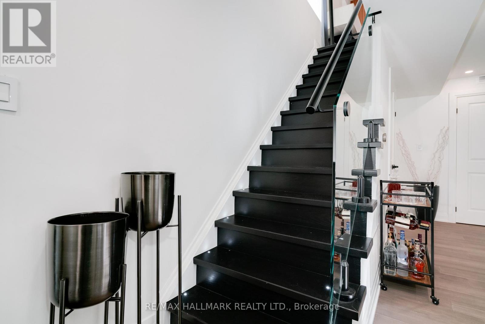 Photo 7 of 129 11 Foundry Avenue, Toronto ON