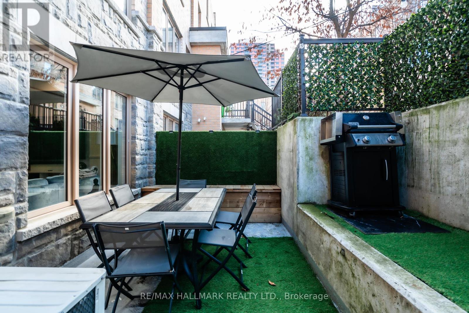 Photo 27 of 129 11 Foundry Avenue, Toronto ON