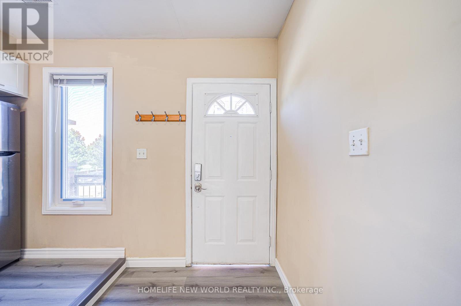 Photo 20 of 23 3895 Doug Leavens Boulevard, Mississauga ON