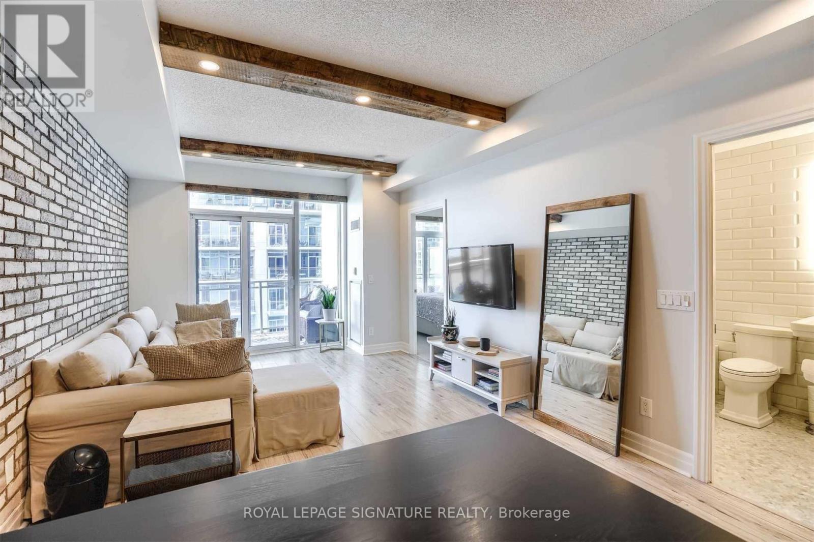 Photo 4 of 1106 58 Marine Parade Drive, Toronto ON