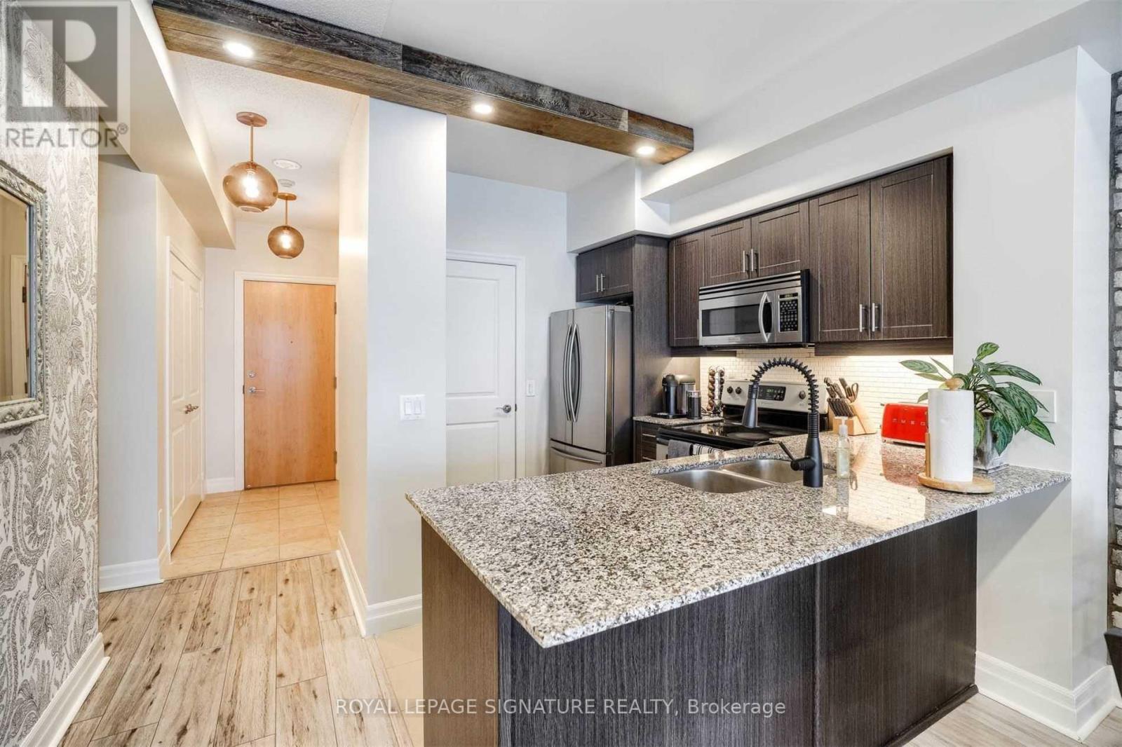Photo 17 of 1106 58 Marine Parade Drive, Toronto ON
