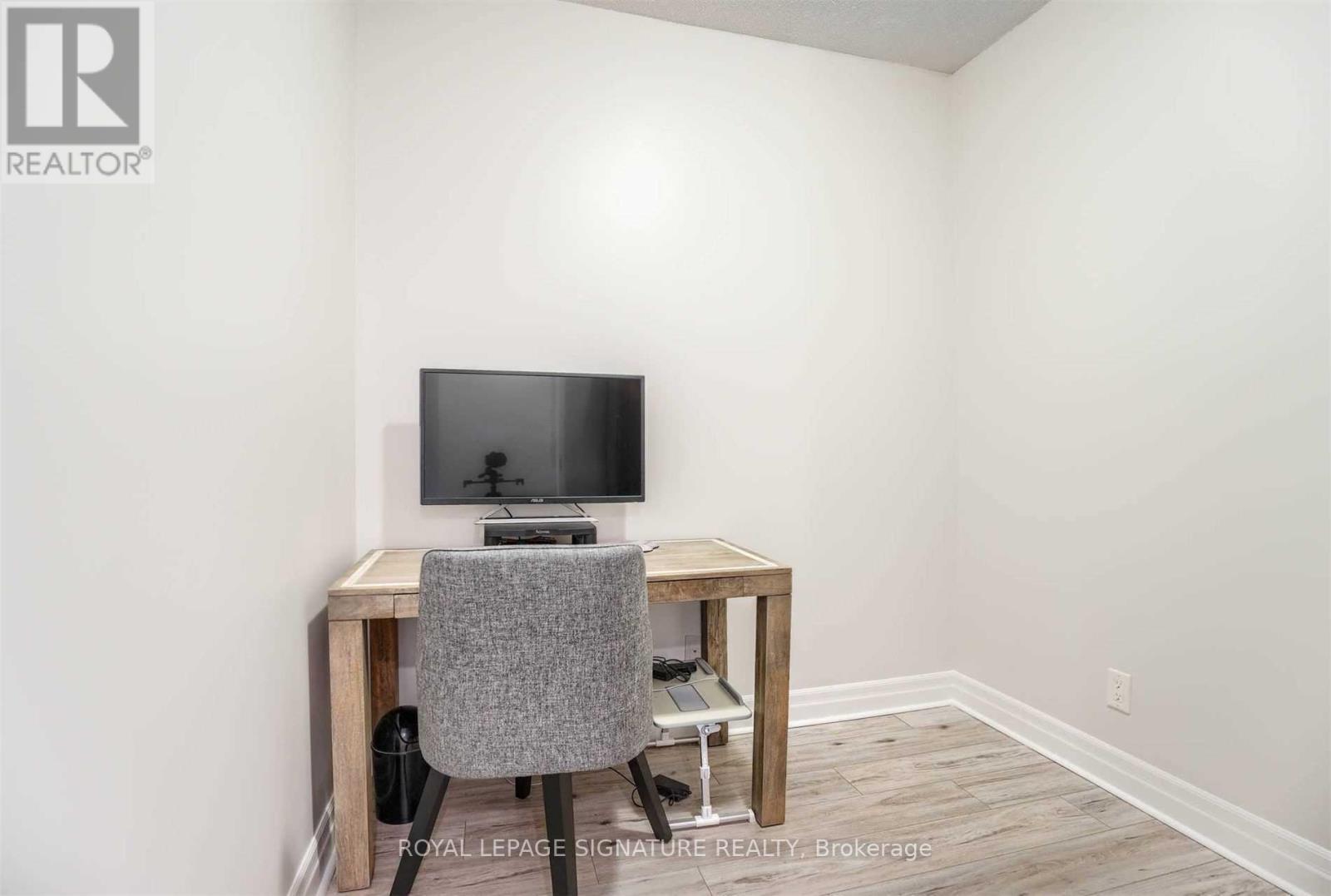 Photo 26 of 1106 58 Marine Parade Drive, Toronto ON