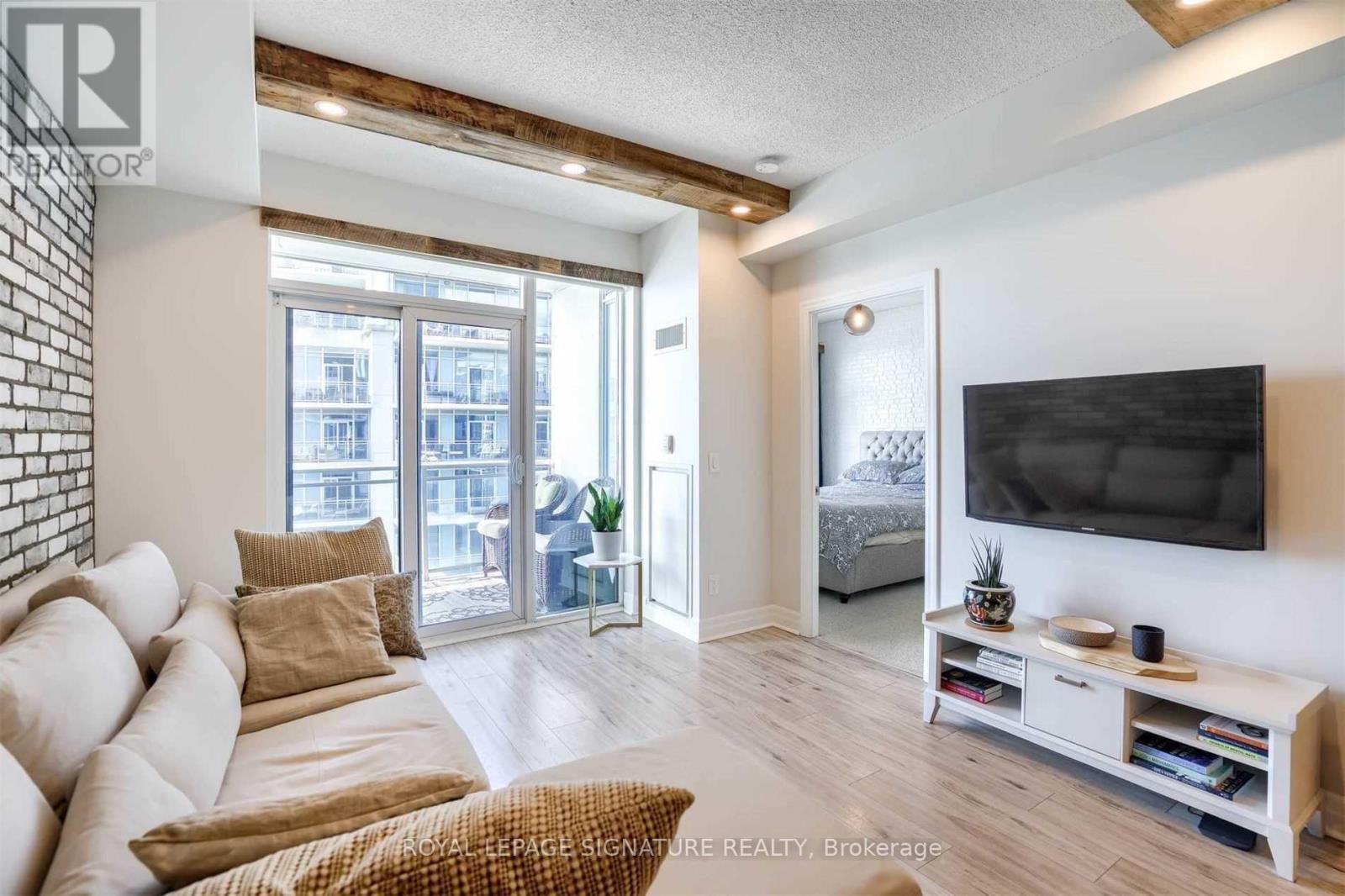 Photo 13 of 1106 58 Marine Parade Drive, Toronto ON