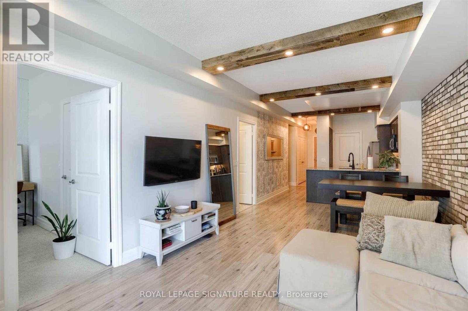 Photo 10 of 1106 58 Marine Parade Drive, Toronto ON