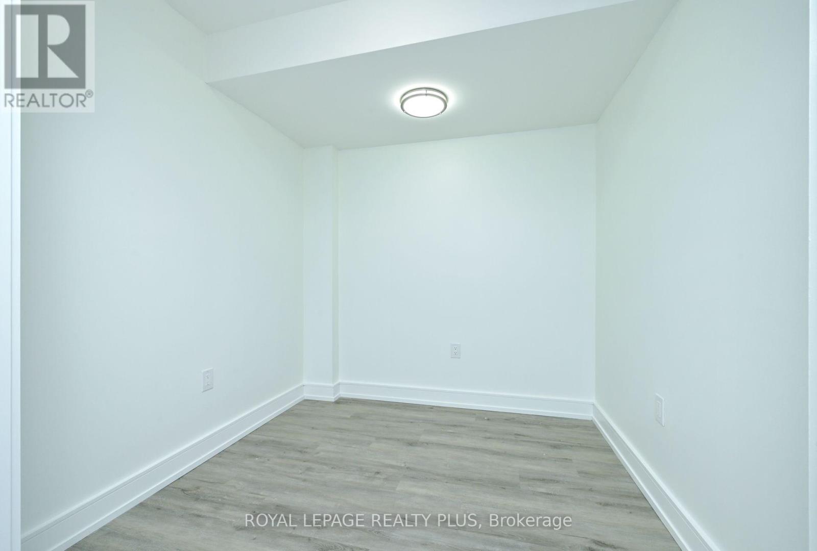 Photo 30 of 23 Pauline Avenue, Toronto ON