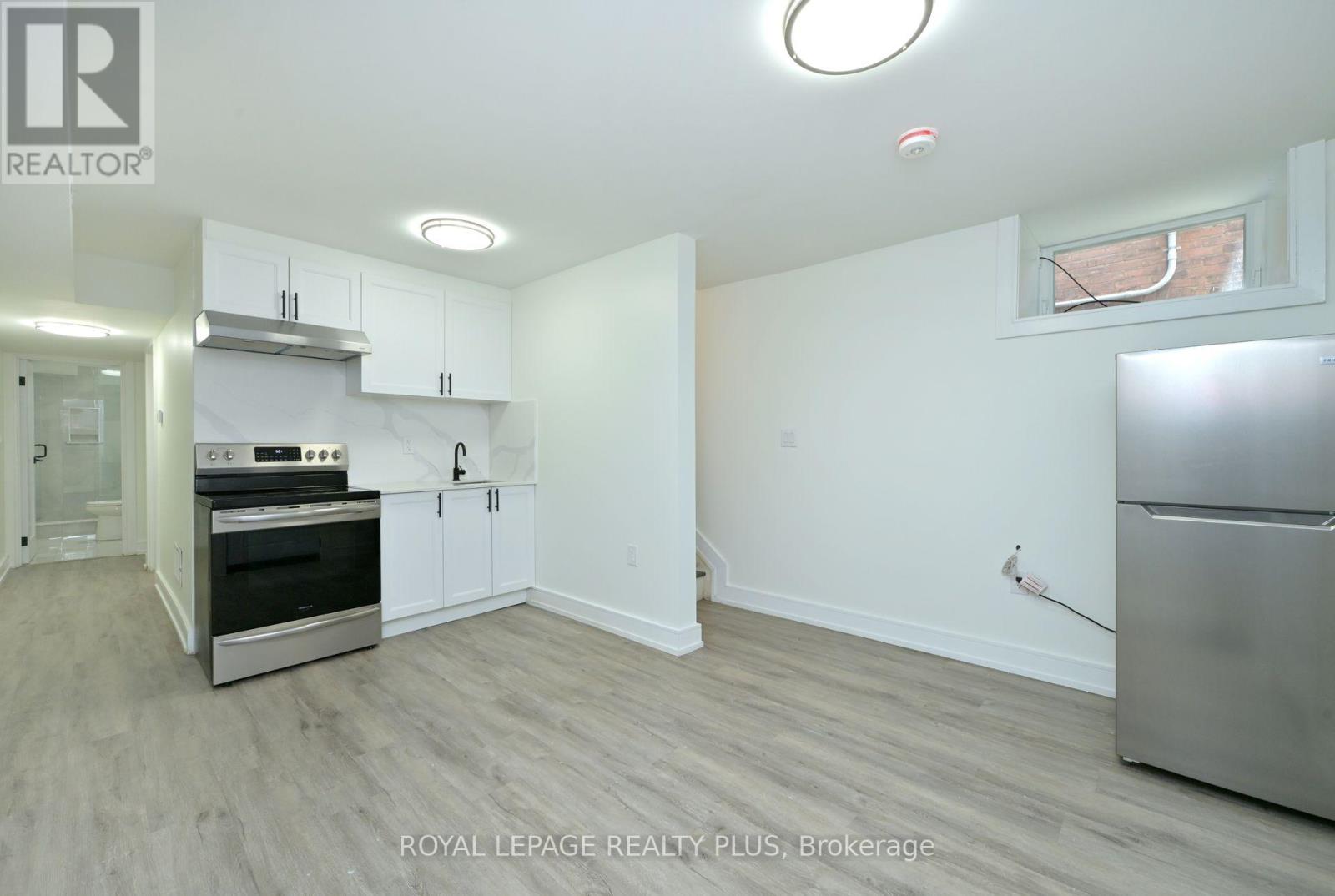 Photo 25 of 23 Pauline Avenue, Toronto ON