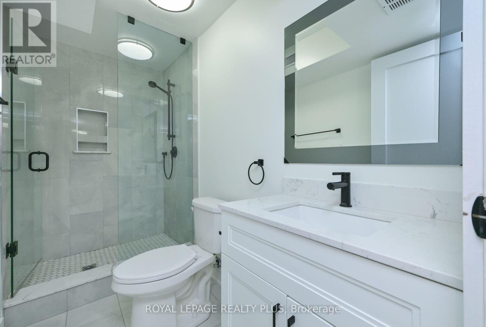 Photo 33 of 23 Pauline Avenue, Toronto ON