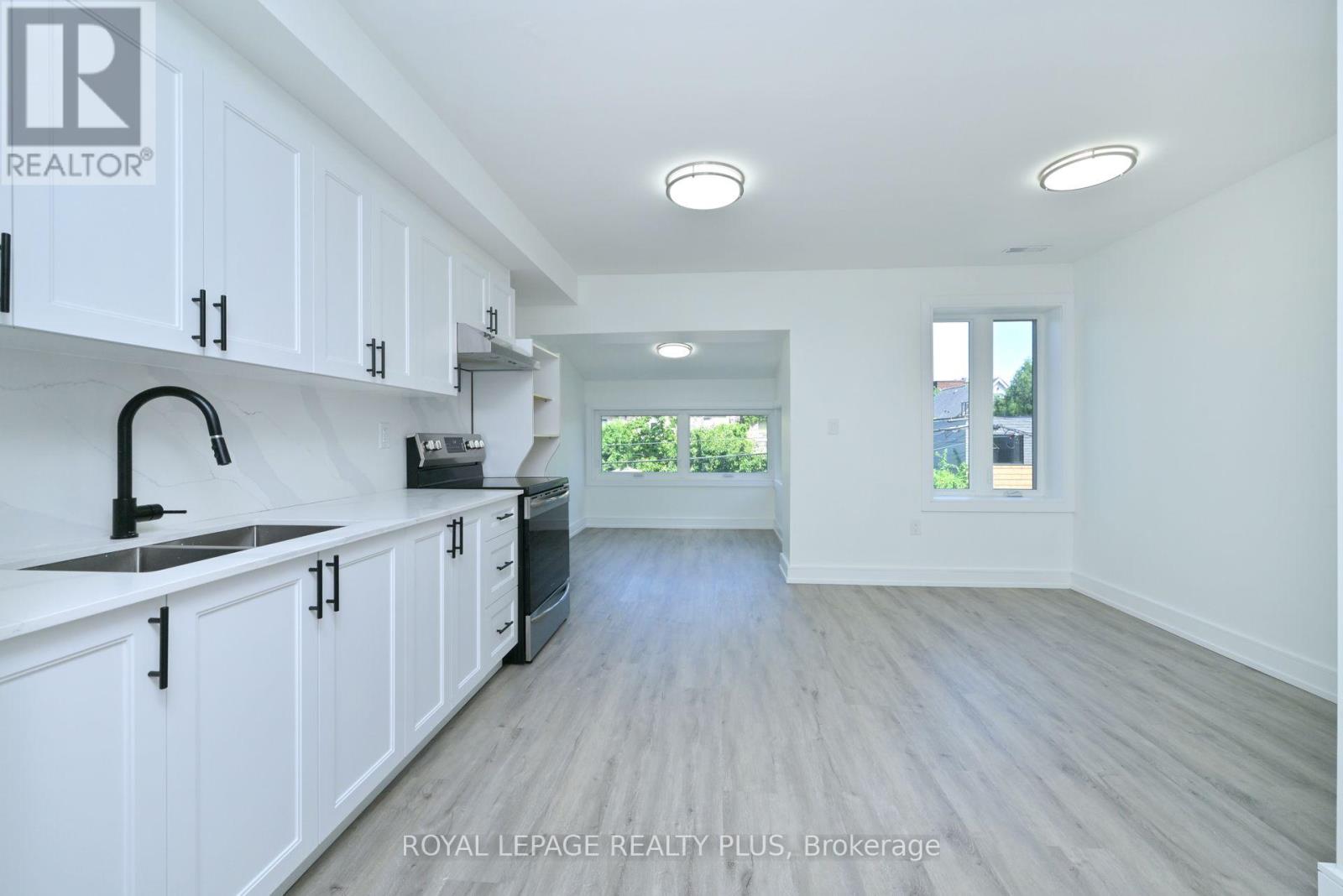 Photo 4 of 23 Pauline Avenue, Toronto ON