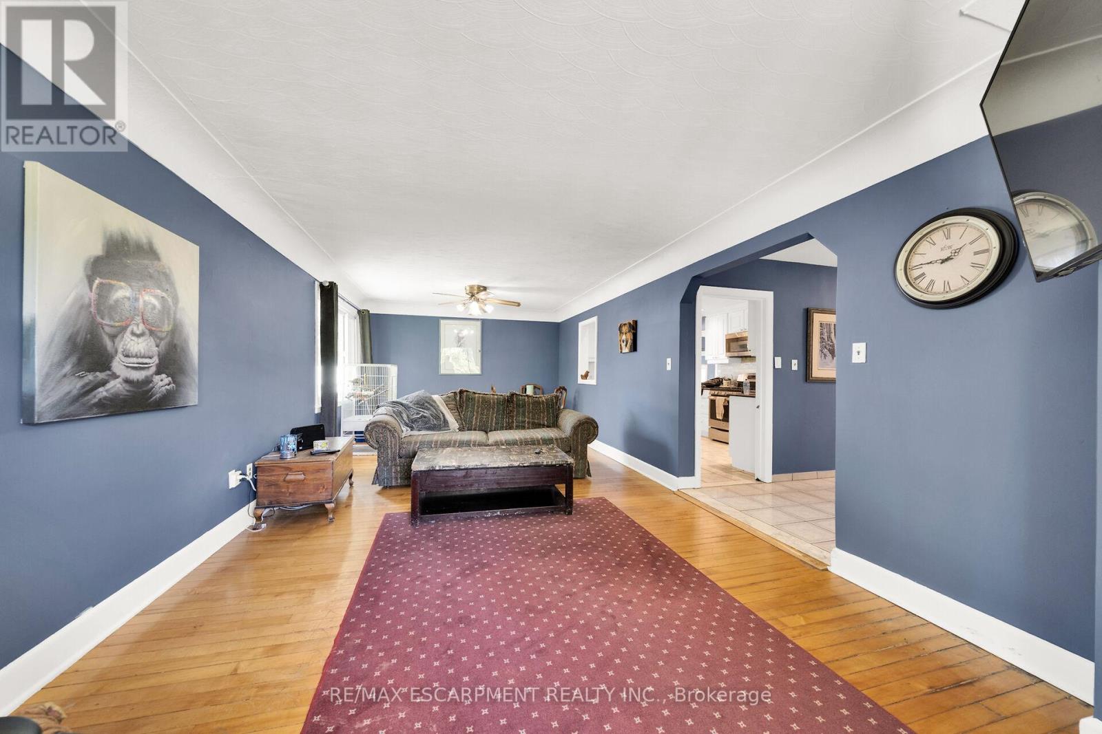 Photo 27 of 226 Carluke Road E, Hamilton ON