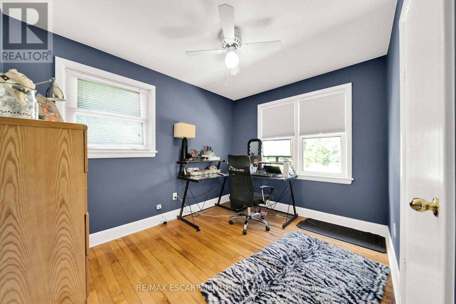 Photo 17 of 226 Carluke Road E, Hamilton ON