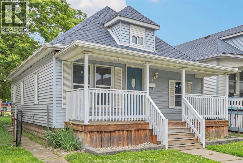 Photo 1 of 1030 Highland Avenue, Windsor ON