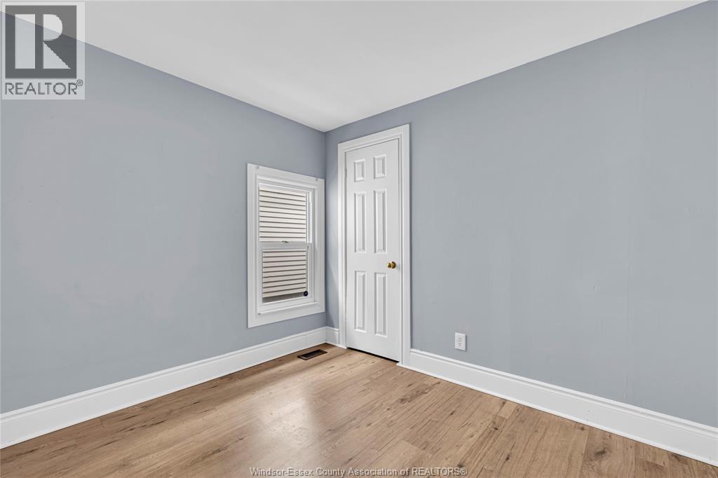 Photo 6 of 1030 Highland Avenue, Windsor ON