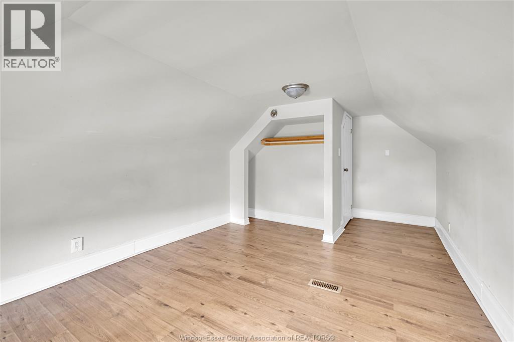 Photo 9 of 1030 Highland Avenue, Windsor ON