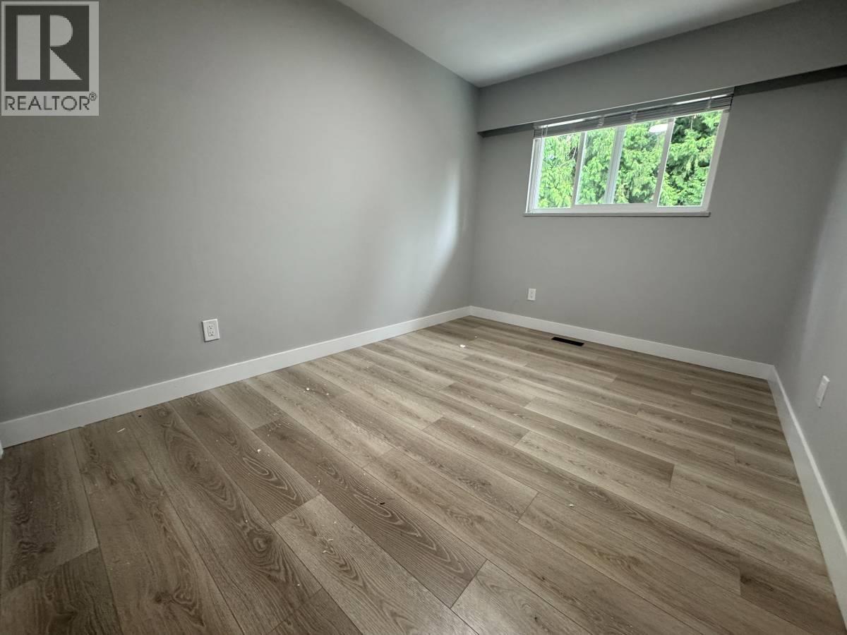 Photo 8 of 20809 117 Ave, Maple Ridge BC