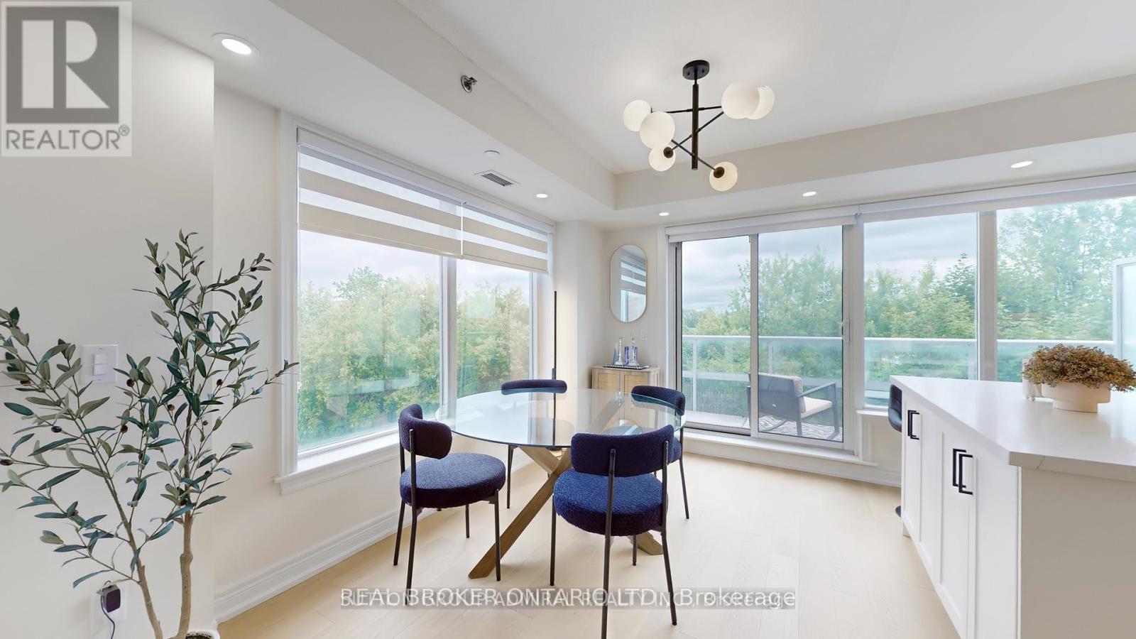 Photo 16 of 415 701 Sheppard Avenue W, Toronto ON