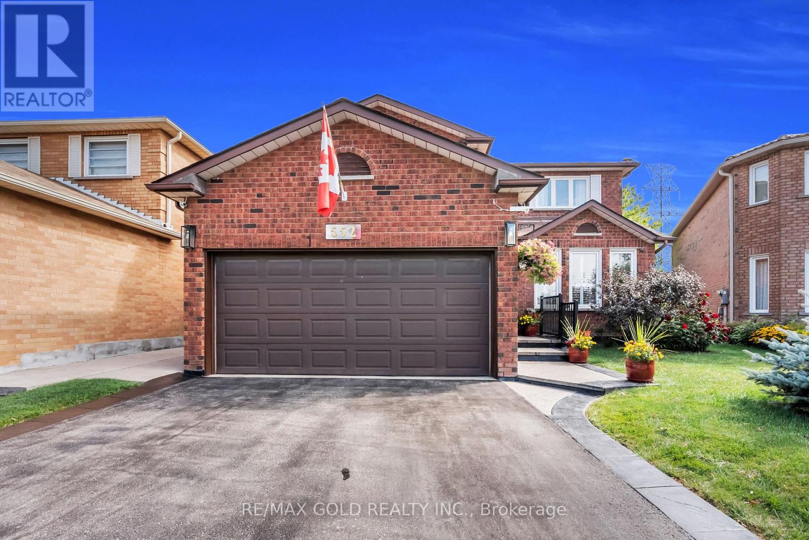 Photo 1 of 552 Farwell Crescent, Mississauga ON