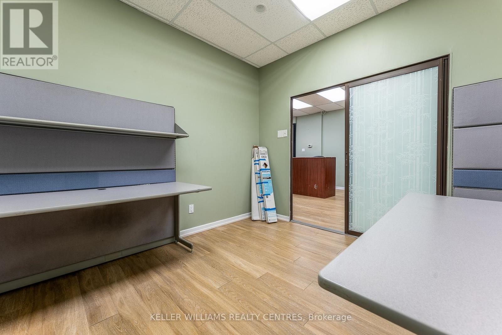 Photo 5 of 14 570 Hood Road, Markham ON