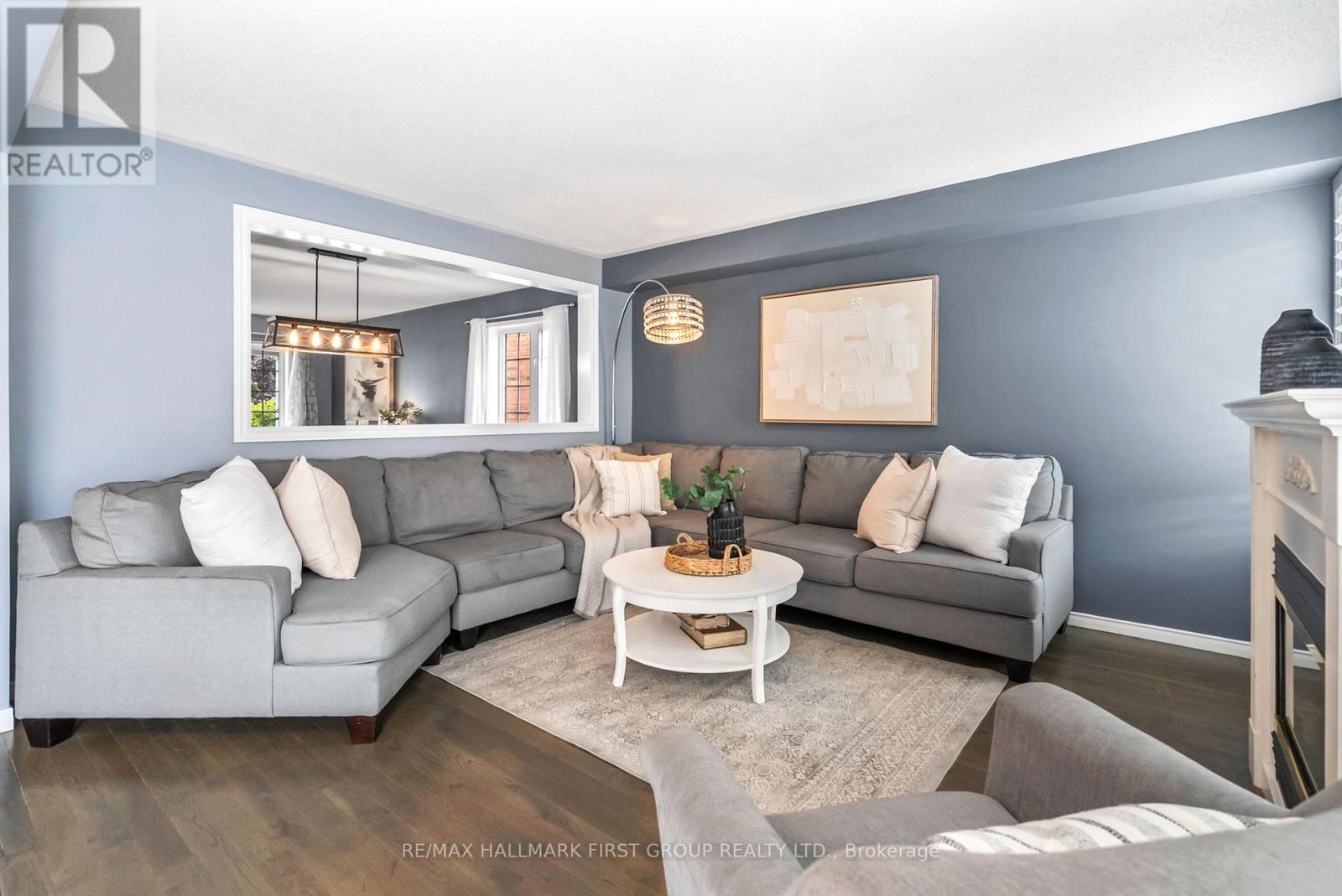 Photo 10 of 58 Moynahan Crescent, Ajax ON