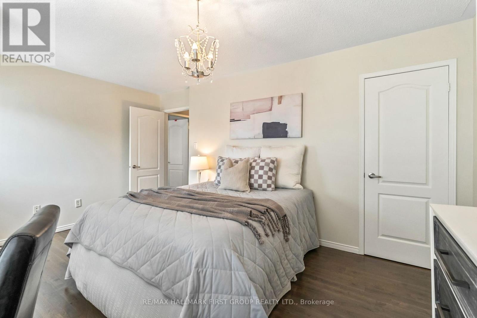 Photo 24 of 58 Moynahan Crescent, Ajax ON