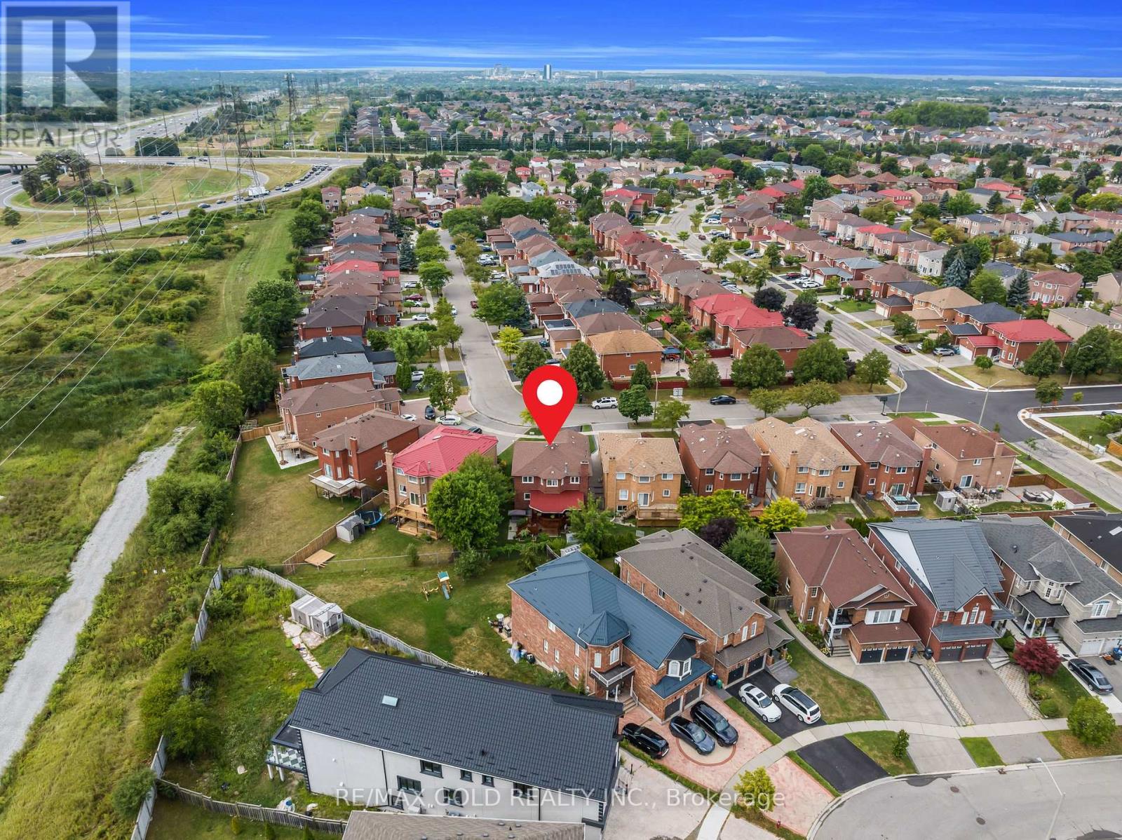 Photo 46 of 552 Farwell Crescent, Mississauga ON