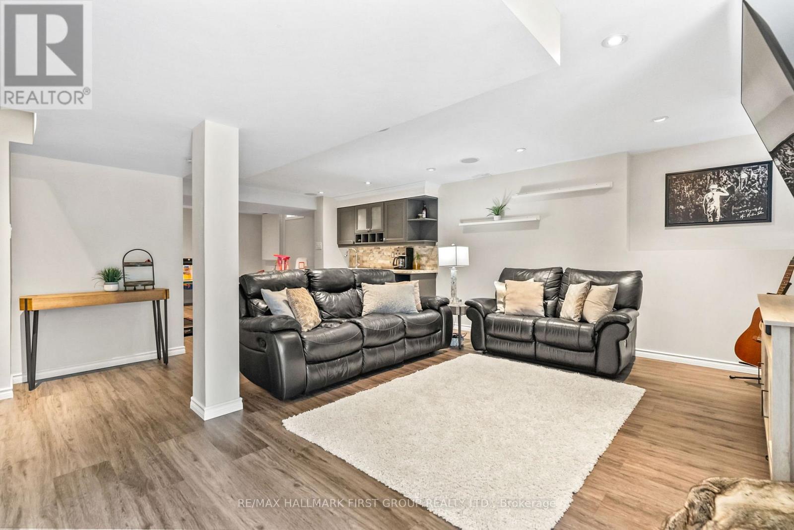 Photo 33 of 58 Moynahan Crescent, Ajax ON