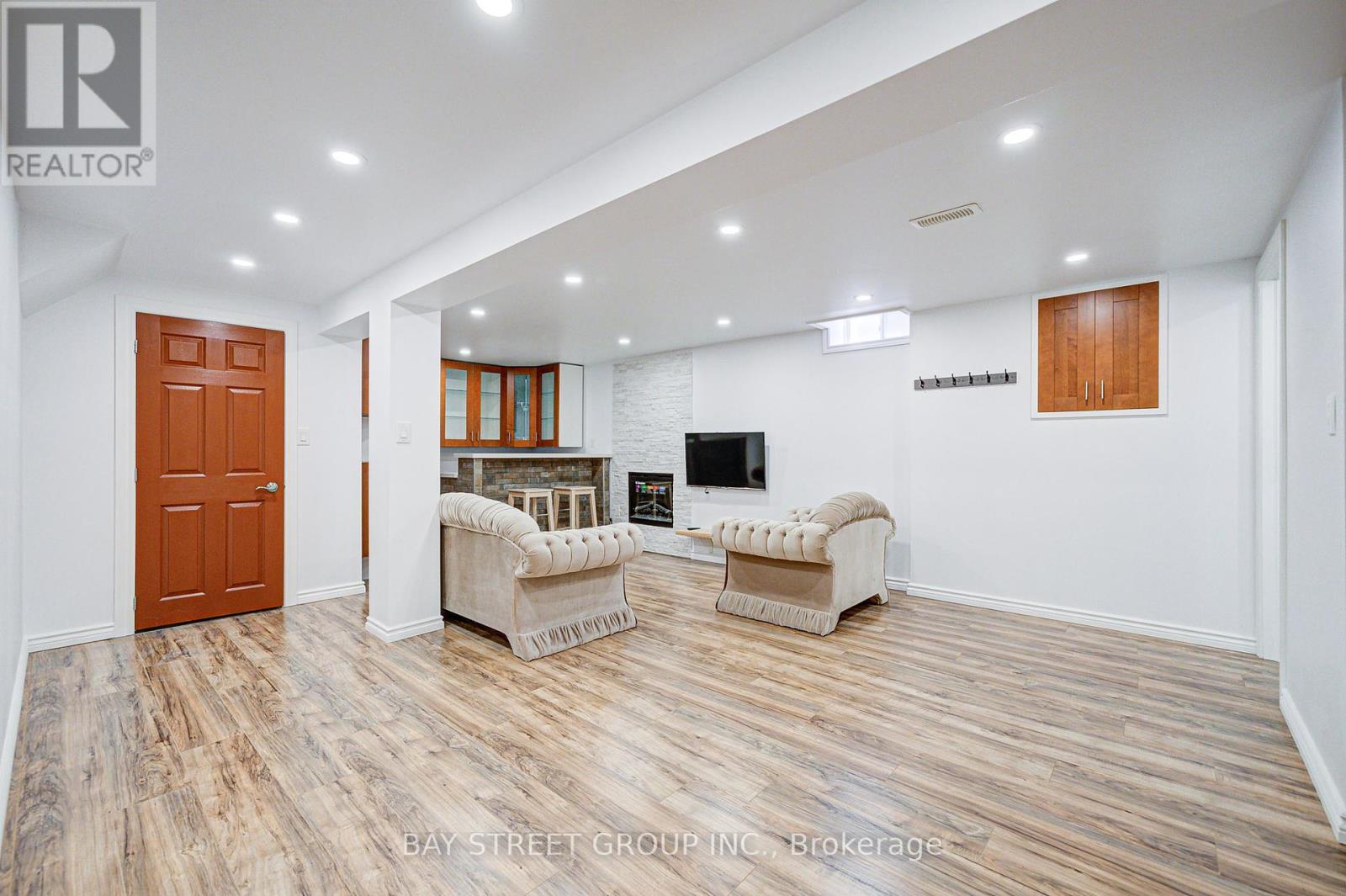 Photo 36 of 7 San Marko Place, Vaughan ON