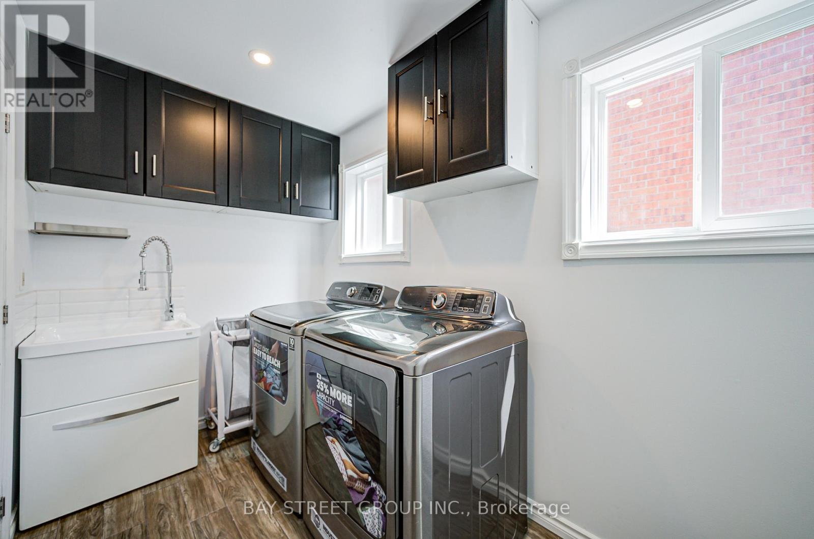 Photo 7 of 7 San Marko Place, Vaughan ON