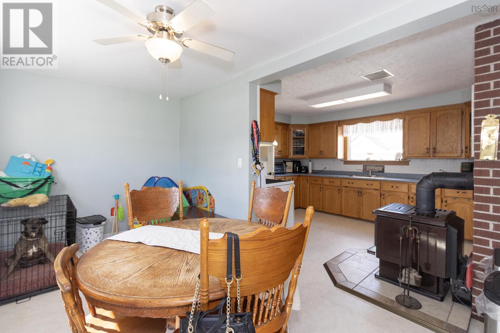 Photo 4 of 10 Minto Street, Amherst NS