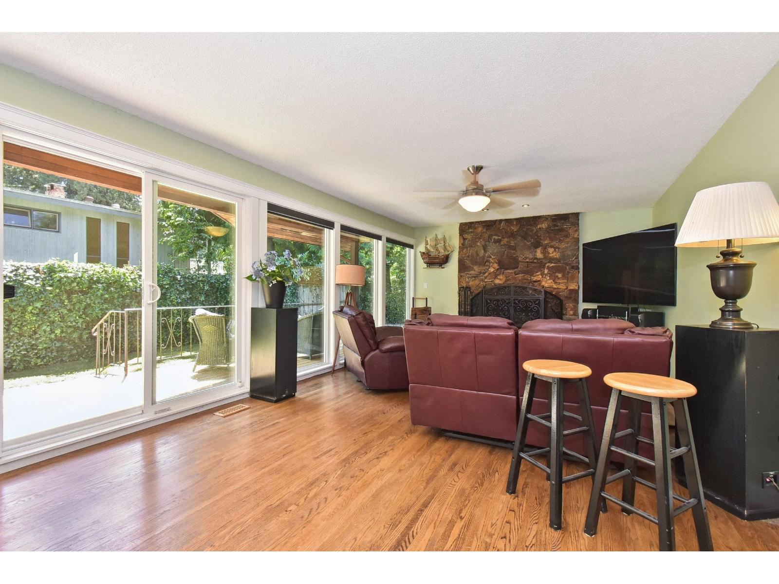 Photo 15 of 3858 205 A Street, Langley BC