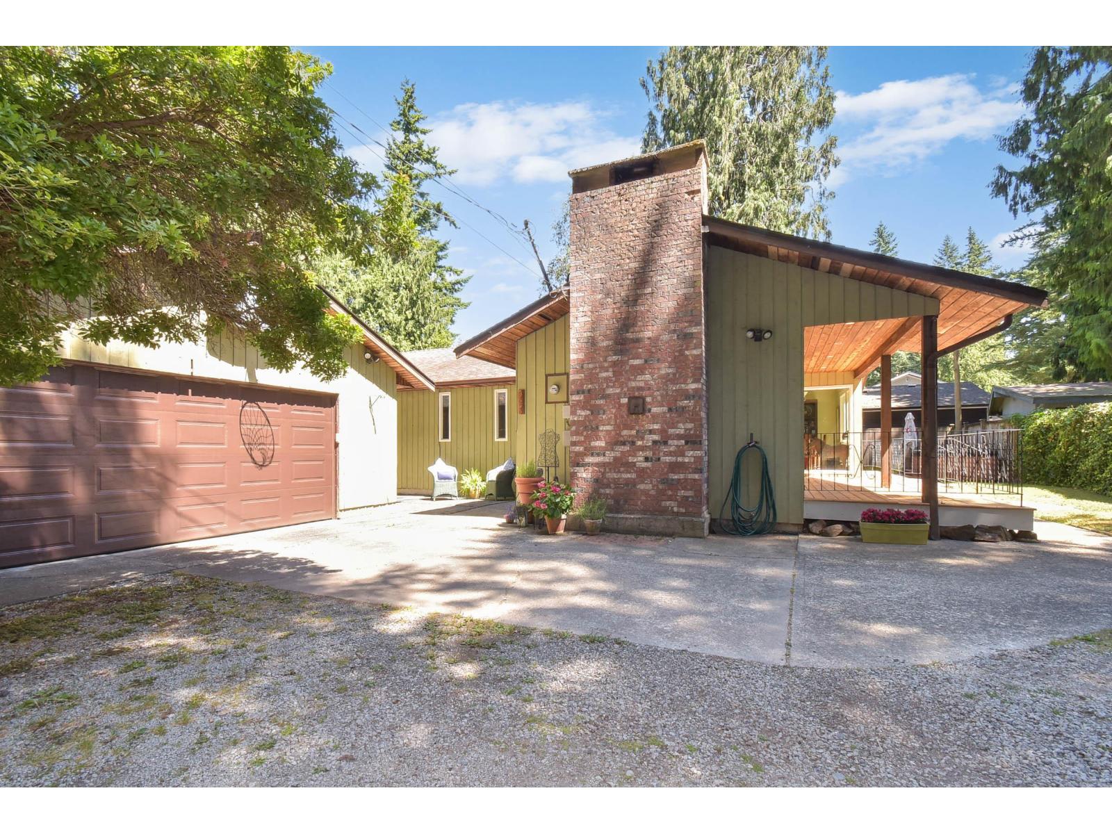 Photo 14 of 3858 205 A Street, Langley BC