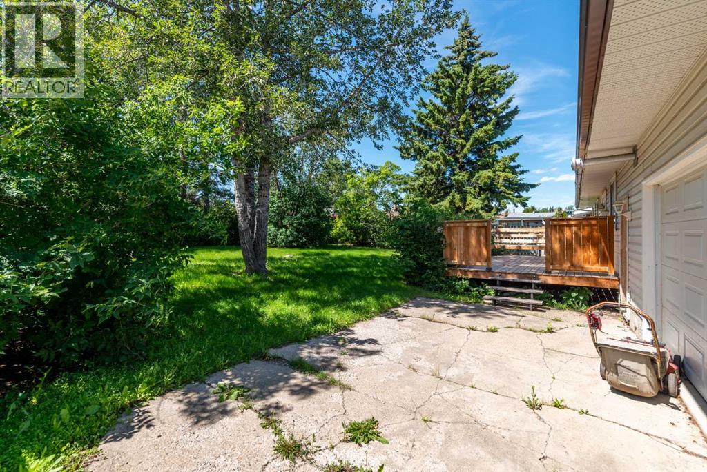 Photo 13 of 3914 52 Avenue, Lloydminster AB