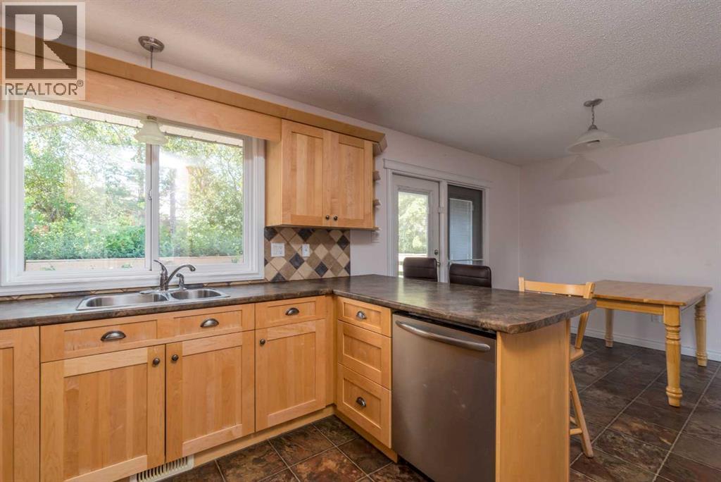 Photo 25 of 3914 52 Avenue, Lloydminster AB