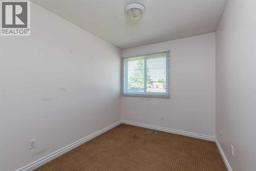 Photo 23 of 3914 52 Avenue, Lloydminster AB