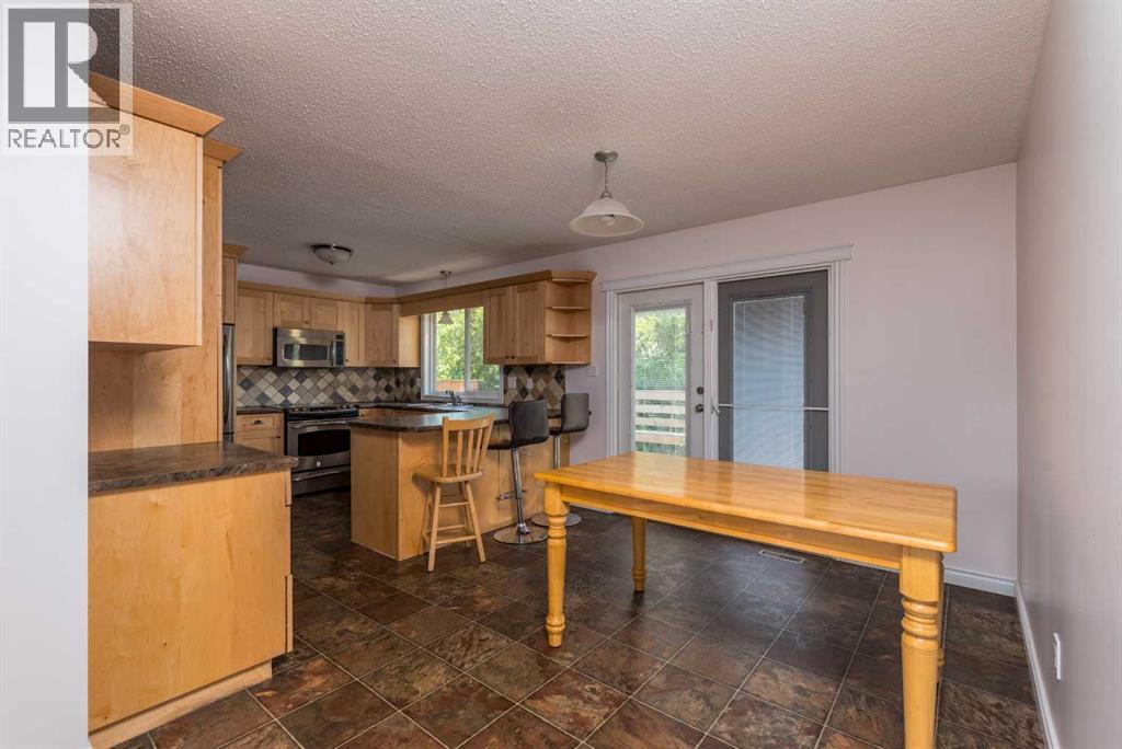 Photo 26 of 3914 52 Avenue, Lloydminster AB